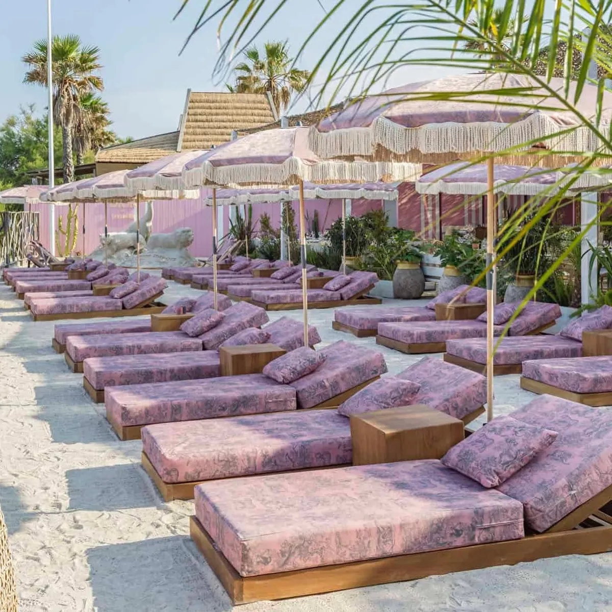 Clubs de playa de lujo en Saint Tropez 2024