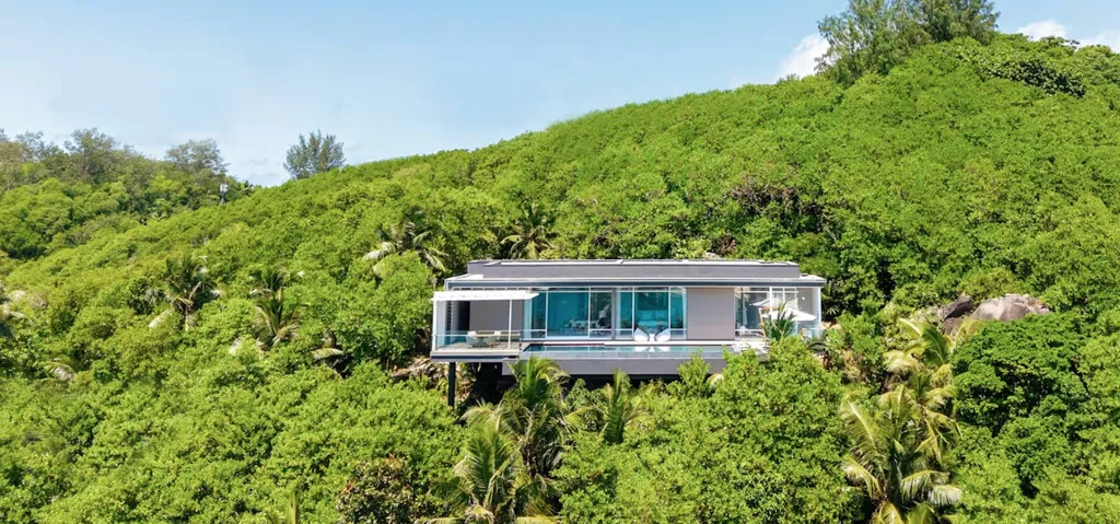 Вилла с частным бассейном в Cheval Blanc Seychelles. Cheval Blanc Seychelles: Роскошный отдых на Сейшельских островах