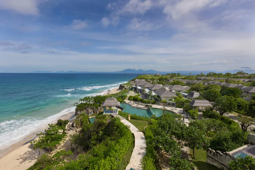 Vista panorámica de la playa Dreamland Bali