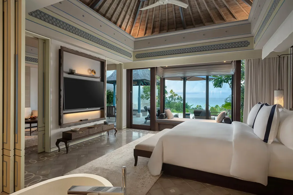 Interior de una villa con vista al océano | Viaja con Mediolana Expert