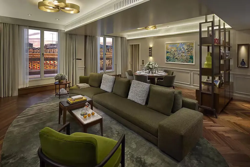 Suite Paradeplatz con sala de estar, Mandarin Oriental Savoy, Zúrich | Mediolana Expert